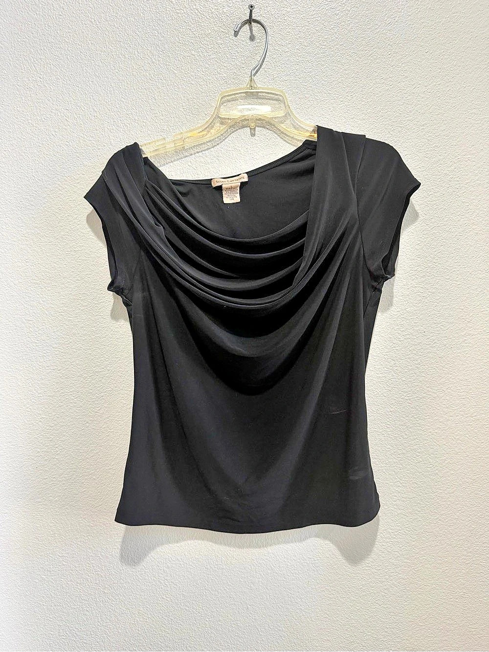 Susan Lawrence Black Draped Neck Top Size Medium Like New
